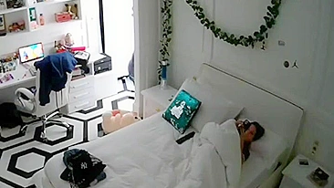 Sneaky Hottie Caught Masturbating on Hidden Cam - Caught in the Act!