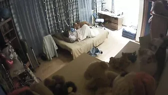 Shy Mommy's Secret Porn and Masturbation Session Caught on Hidden Cam!