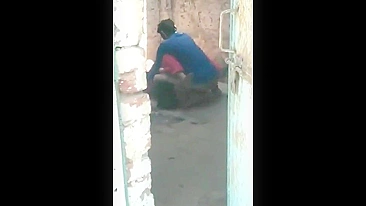 Incest daughter is going to get ravaged but he seems to love the view