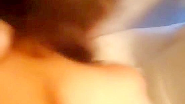 Home made movie showing a submissive lady who is ready to get gaped