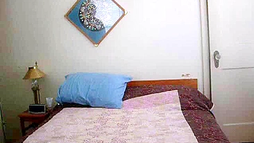 White socks daughter sucks daddy's mature dick and it is hot as fuck