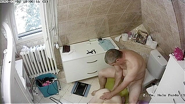 Daughter drilled deep by daddy as he prepares to stretch her out