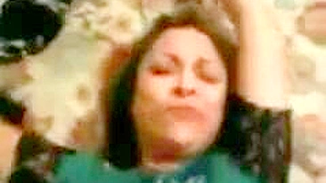 Arab mommy is going to get her pussy banged in a POV scene today