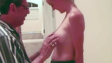 Natural tits babe is going to get fucked by her daddy's skilled tongue