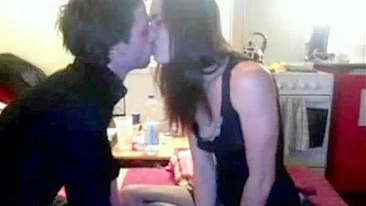 Siblings sexytime teasing with plenty of tongue action and beyond