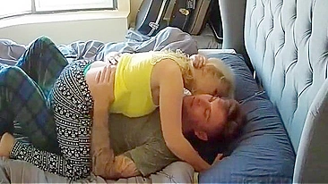 This cougar of a mom enjoying missionary fucking with real orgasms