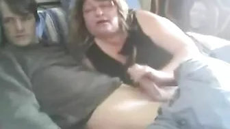 Real incest mom performs a steamy handjob and blowjob like she should