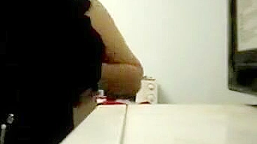 Burning hot intimate session with a chubby mom who needs hard cock