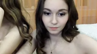 When a bunch of friends masturbate together... but these are sisters