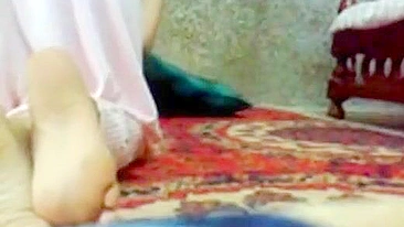 Pakistan porn movie showing a really horny bitch who needs fat cock