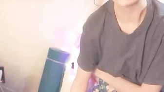 Incest hoe showing her opening and she is going to get off with passion