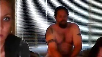 Babe offers her nicely endowed brother a hot incest blowjob as well