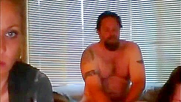 Babe offers her nicely endowed brother a hot incest blowjob as well