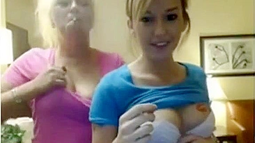 Mom and daughter showing their bodies in a real incest XXX movie