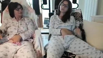 She continues to do naughty things with her own mother in pajamas She continues to do naughty things with her own mother in pajamas