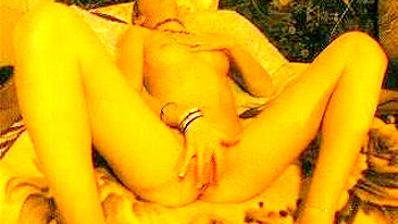 Daughter expects to contact his firm cock after teasing horny daddy