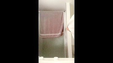 Sister teasing brother with her exquisite booty that looks so tight