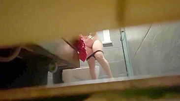 I finally caught on my hidden cam my big ass mommy’s at shower completely naked!