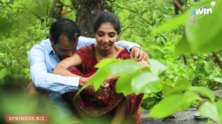 Desi Indian couple outdoor sex in jungle viral MMS