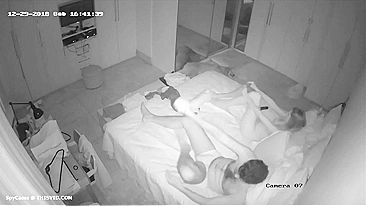 Son Spies on Parents Fucking, Captures Mom's Wild Reverse Cowgirl Ride on Dad's Dick