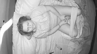 Hacked IPCAM – Slutty Blonde Mom Masturbates With a Dildo, Before Bed