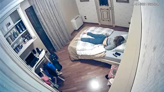 Dad installed a hidden camera and spies on his masturbating daughter