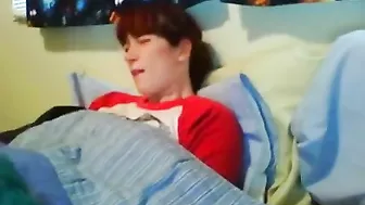 Hidden camera caught a red-haired bitch masturbating and catching an orgasm