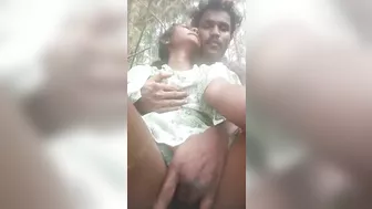 Leaked Desi MMs! Art Teacher Fucks his Young and Shy Student Outside in the Jungle Leaked Desi MMs! Art Teacher Fucks his Young and Shy Student Outside in the Jungle
