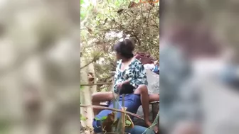 Leaked Desi MMs! Teen Boy licks the Pussy of an Tamil Student in a Public Park!