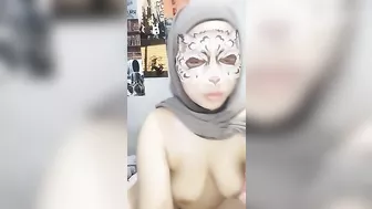 Bokep CMP Indo Hijaber Cantik Yunita Colmek Leaked XXX