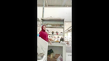 Bokep Cmp Indo Nemenin Tante Kimora Tembem Gurih Masak Di Dapur