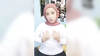 Bokep Cmp Indo Yunita Jilbab Colmek Bar Bar - Amanda Baby