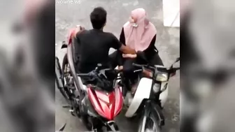 Leaked Desi MMS! Young Paki boy caught fingering neighbor muslim old aunty! Leaked Desi MMS! Young Paki boy caught fingering neighbor muslim old aunty!