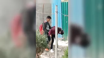 Leaked Desi MMS! Young Indian college couple caught doing sex outdoor