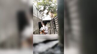 Leaked Desi MMS! Young Indian school lovers caught while having romance!