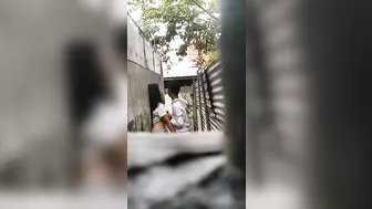 Leaked Desi MMS! Young Indian school lovers caught while having romance!