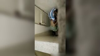 Leaked Desi MMS! Incredible sex, cheating wife, caught in a railway station toilet