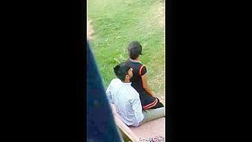 Leaked Desi MMS! A young student and a tutor were caught having sex outdoors!