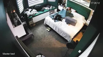 Wife takes some time out of busy day to fingering hard under the covers!