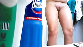 I Finally Managed To Catch A Naked Mom In The Shower On A Hidden Camera