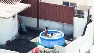 A neighbor caught sex in the pool, a neighbor's boy pulls his own mother on a dick