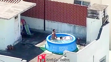 A neighbor caught sex in the pool, a neighbor's boy pulls his own mother on a dick