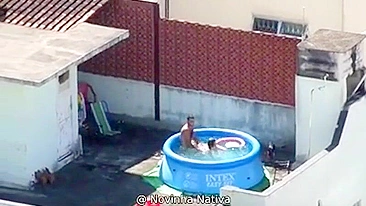 A neighbor caught sex in the pool, a neighbor's boy pulls his own mother on a dick