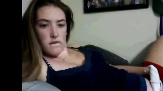 Hidden Cam Catches Skinny Sporty Babe Finger-Fucking Her Tight Pussy