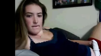 Hidden Cam Catches Skinny Sporty Babe Finger-Fucking Her Tight Pussy