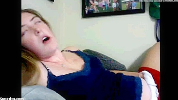 Hidden Cam Catches Skinny Sporty Babe Finger-Fucking Her Tight Pussy