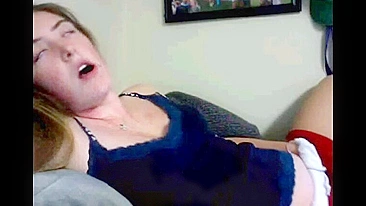 Hidden Cam Catches Skinny Sporty Babe Finger-Fucking Her Tight Pussy