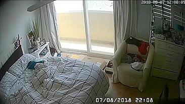 Horny Housewife Lies About Never Touching Her Twat, But Hidden Camera Captures Her Fingering Pussy