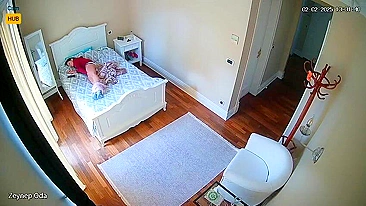 Sexy Turkish Teen Caught Masturbating and Tasting Her Pussy on Hidden Cam