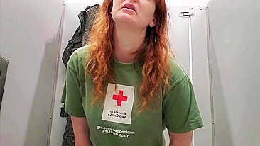 Сheating White Wife Gets Naked and Masturbates Hard.